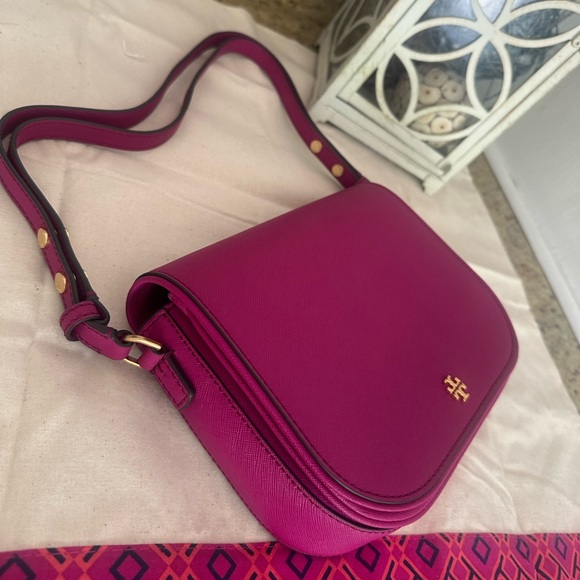 Tory Burch Handbags - New Tory Burch Emerson shoulder/ crossbody bag